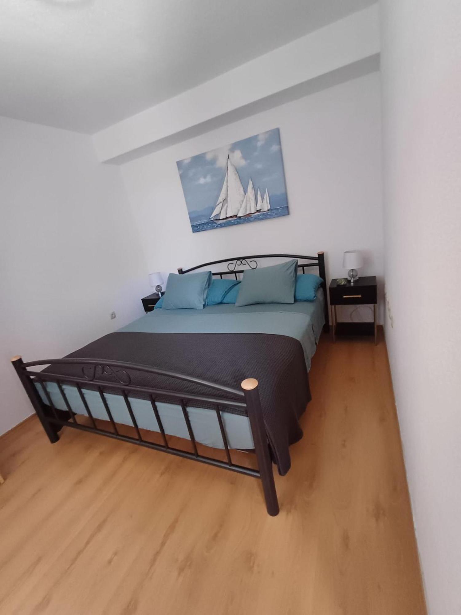 Ambiente Appartement Jasenice  Buitenkant foto